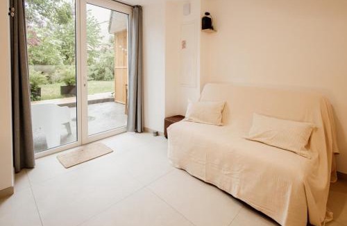 Pontarlier Apartment | La Parenthèse - Appartement central avec terrasse