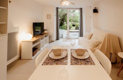 Pontarlier Apartment | La Parenthèse - Appartement central avec terrasse