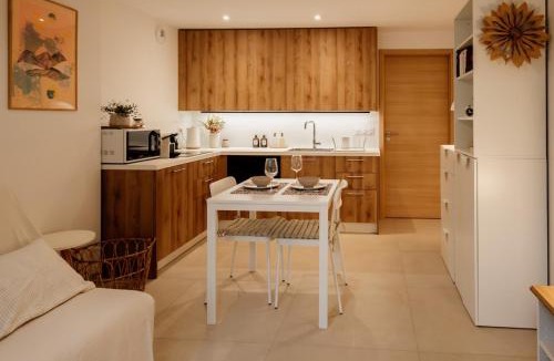 Pontarlier Apartment | La Parenthèse - Appartement central avec terrasse