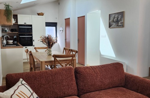 Ergue-Gaberic Apartment | La Parenthèse - Vacation Rental for 4 People with Private Spa, Finistère