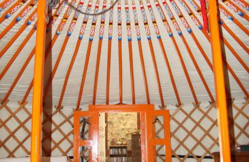 Saint-Hostien House | La Parenthese insolite