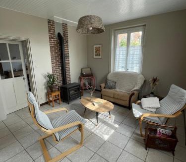 St-Georges-de-la-Riviere House | La petite gare de Saint Georges de la rivière