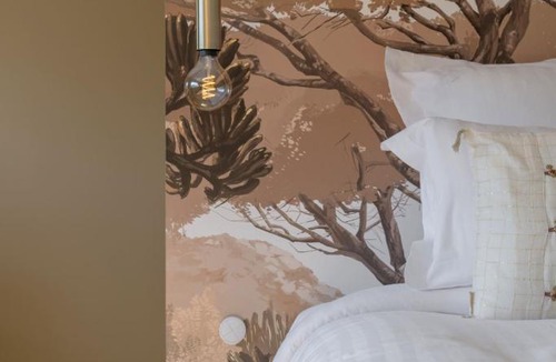 Centre Ville Hotel | LA PENICHE - Bed And Bicycle - Vienne