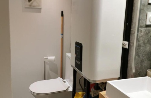 Honfleur Apartment | La petite cour