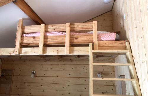 Pouillon Bed & Breakfast | La petite ferme de Pouillon - Parc animalier - aire de loisirs