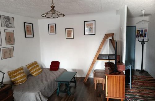 Ousson-sur-Loire Apartment | La petite galerie
