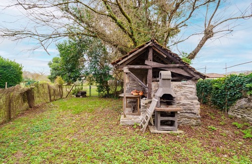 Osserain-Rivareyte House | La Petite Maison - Avec piscine partagée