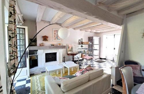 Cuzion House | La petite Maison de Cuzion
