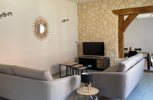 Romorantin-Lanthenay House | La petite maison des bleuets