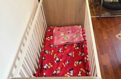 Issy-l'Eveque Bed & Breakfast | La Petite Maison d Issy