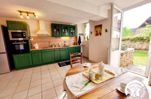 Saulges Bed & Breakfast | La porte cochère, 2 chambres jusqu'à 4 personnes