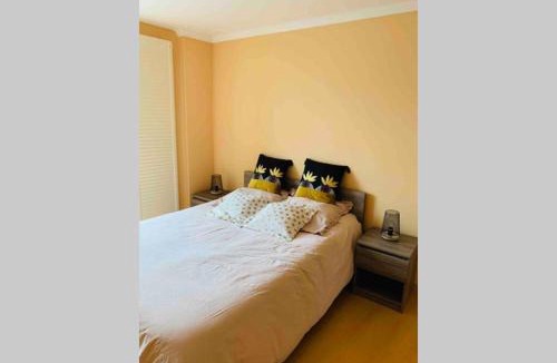 Jugon-les-Lacs-Commune-Nouvelle Apartment | La roseraie de L arguenon, appartement charmant centre ville