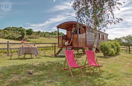 Palogneux Bed & Breakfast | La roulotte à la ferme
