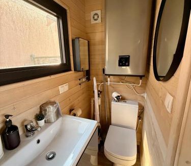 Portbail Ski Chalet | La Roulotte - Tiny House 150m de la Plage