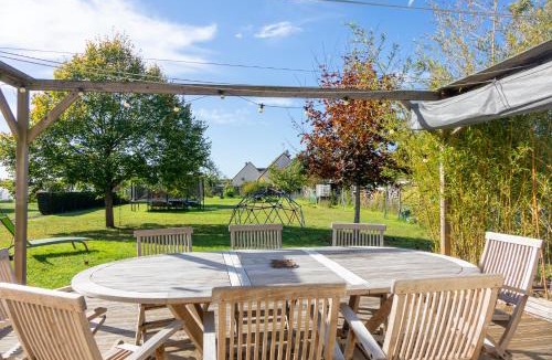 Sandillon Villa | La Sandillonnaise - Maison Classée 3 étoiles climatisée - 5 chambres à seulement 15 minutes d'Orléans et 20 mn de la Ferté St Aubin et de Châteauneuf sur Loire