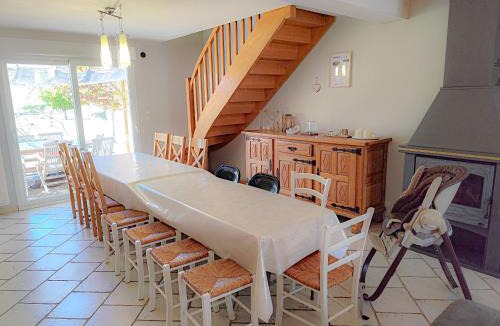 Sandillon Villa | La Sandillonnaise - Maison Classée 3 étoiles climatisée - 5 chambres à seulement 15 minutes d'Orléans et 20 mn de la Ferté St Aubin et de Châteauneuf sur Loire