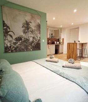 Campeneac Apartment | La suite canopée en Brocéliande
