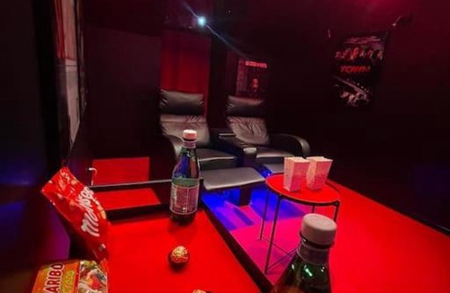 Melun Apartment | La Suite Casa Dé lové 2.0 jacuzzi & cinema privé