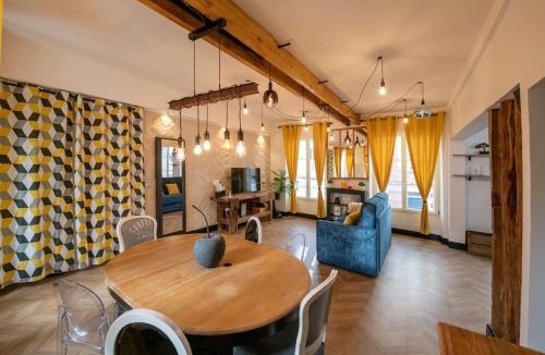 Chantilly Apartment | La Suite de Chantilly - Appartement de 80m2 avec Jacuzzi privé !