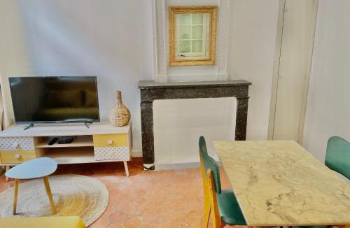 Saint-Jean Apartment | La Suite du Castillet