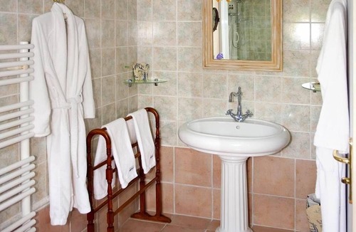 Pont-Melvez Bed & Breakfast | La Suite Supérieur, Demeure de la Vendémière, Côtes d'Armor, Brittany
