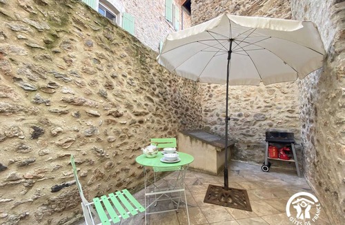 Villefranche-de-Conflent House | La Terrasse des remparts