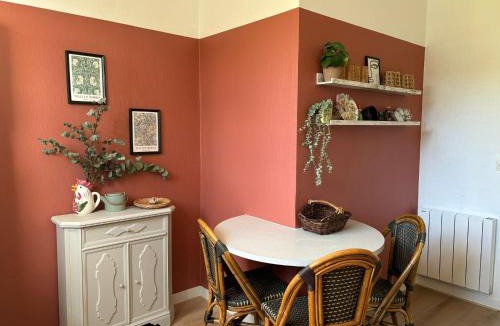 Saint-Satur Apartment | La terrasse de Sancerre