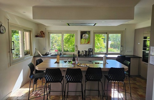 Beaune House | La Terre d'Or, large cozy cottage with garden and pool on the vineyards