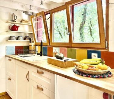Lalbenque Ski Chalet | La Tiny house des Tisserins - sous les chênes
