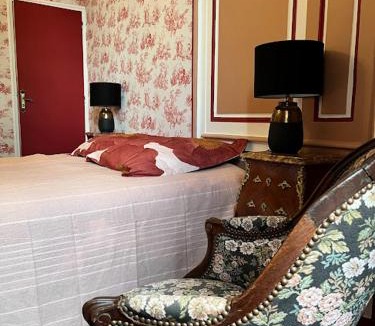 Mortain Bed & Breakfast | La tour cachée