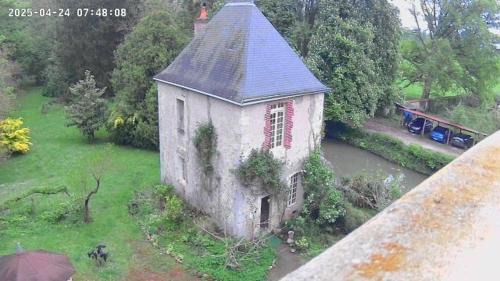 Saint-Firmin-sur-Loire House | La Tour Des Douves