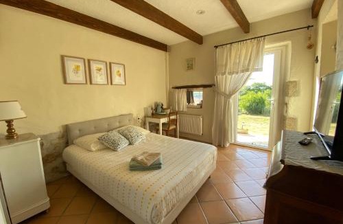 Itzac House | La Treille chambre indépendante douillette calme et nature