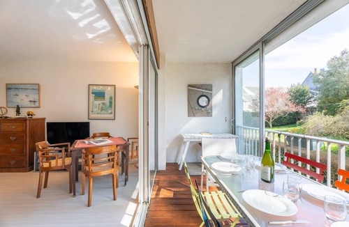 La Trinite-sur-Mer Apartment | La Trinité/Mer, 4-room apartment -90m²-Port view