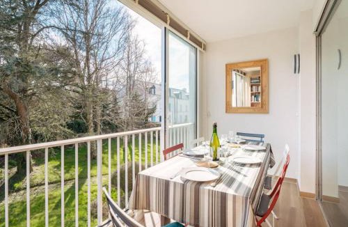 La Trinite-sur-Mer Apartment | La Trinité/Mer - Appartement et Studio 6 pers, 90m² - Vue port - FR-1-477-178