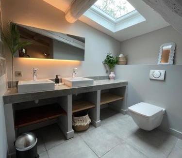 Trebes Bed & Breakfast | La Tuilerie du Bazalac
