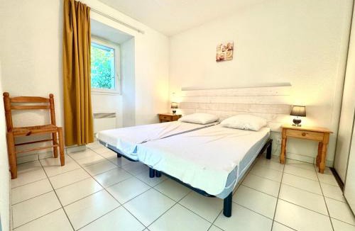 Meyras Apartment | La Vallée Appartement 31 - Thermes Neyras les Bains