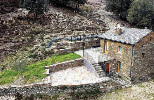 Saint-Martin-de-Lansuscle House | La Vigne - SAINT MARTIN DE LANSUSCLE