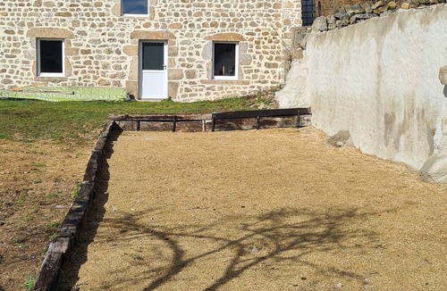 Saint-Antheme House | LA VIE D'ANCE: AUVERGNE NATURE COTTAGE