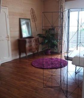Clohars-Carnoet Apartment | La vie en couleur