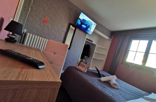 Les Ancizes-Comps Hotel | La Vieille Ferme