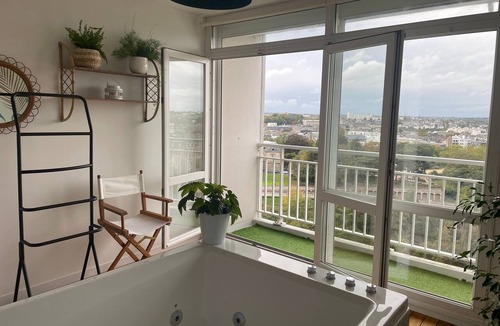 Saint-Brieuc Apartment | La Vigie - Appt avec jolie vue sur ville