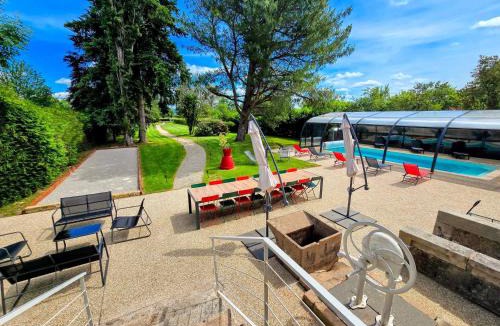 Epinac Villa | La Villa 1848 by Vindihouses - piscine chauffée - sauna - billard - babyfoot