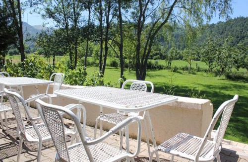 Chambon-sur-Lac House | La Villa du Bac