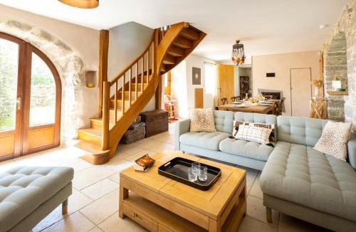 Salvagnac-Cajarc Villa | La Villa Horizon piscine privée