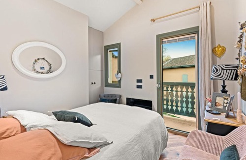 Les Serres - Vivier Apartment | La Villa Serenna - Appt avec jardin, 15 mn de Lyon