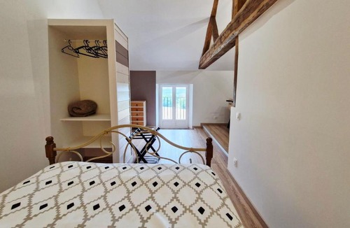 Villiers-Saint-Benoit House | La Virée Champêtre