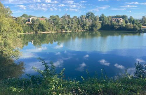 Herry Apartment | Lac De Lumiere. Relax with rural lakeside living