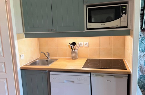 Monflanquin Apartment | Lakeview appartement in tranquil surroundings close to Monflanquin