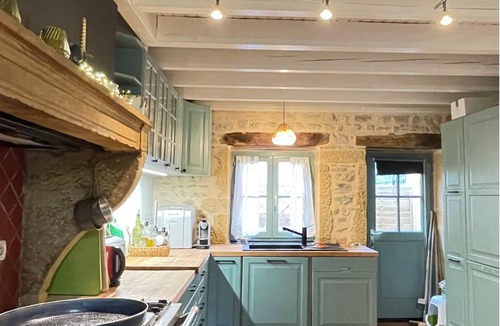 Lentilly House | Large 3 bedroom house - swimming pool - 25mn from Lyon - TER 3mn away -