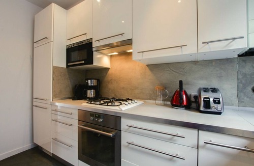 8th Arrondissement Apartment | Large 3-room apartment Miromesnil - Elysées - Etoile
